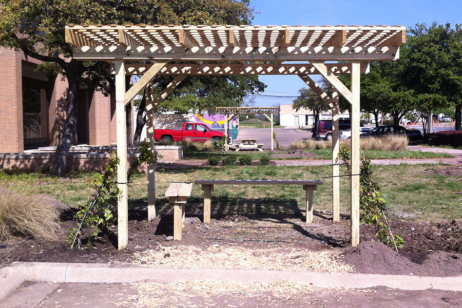 How to build a shade structure
